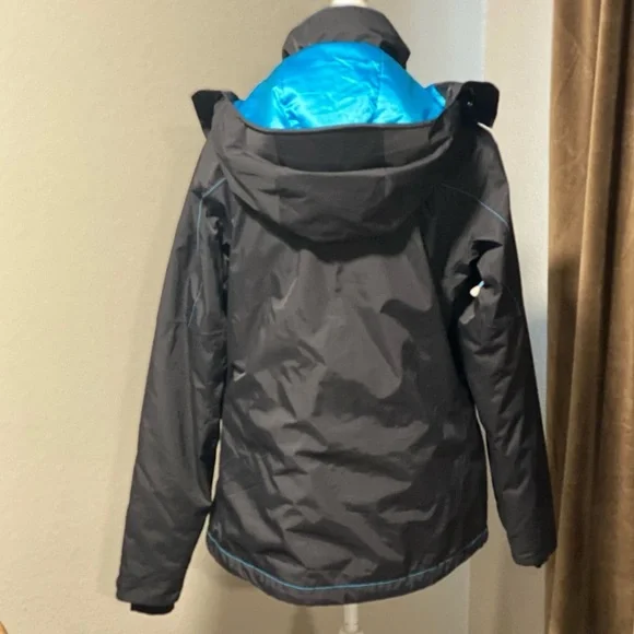 Women’s mountain hardware ski jacket - Picture 3 of 10